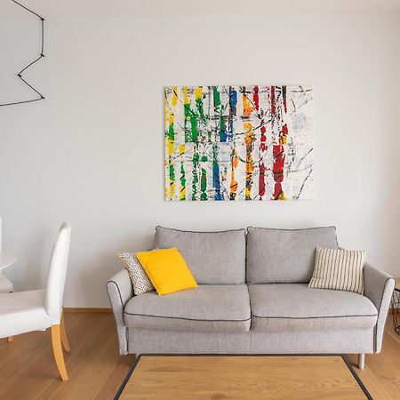 Suite 51 Appartamento Con Terrazzo A 50 Mt Dal Lago - Private Parking (Adults Only) Arona Εξωτερικό φωτογραφία