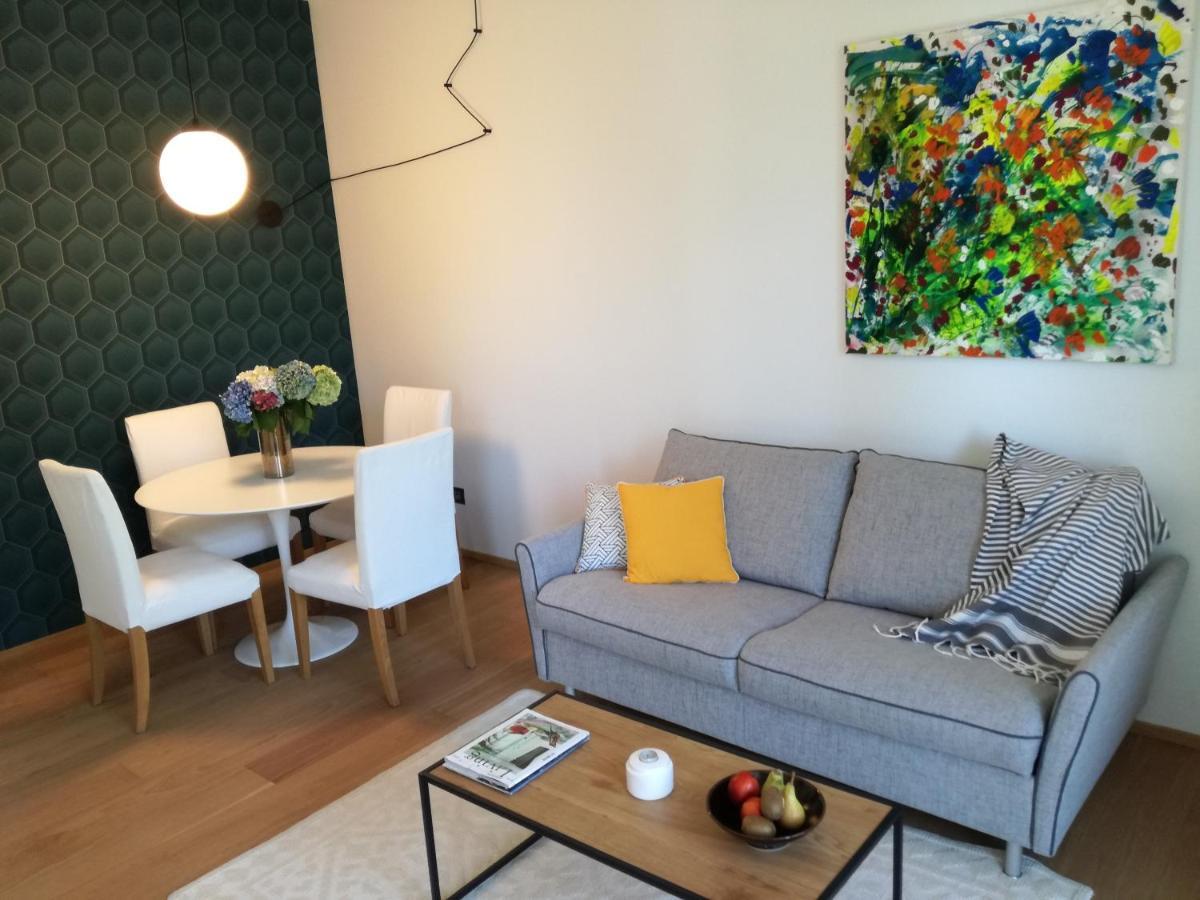 Suite 51 Appartamento Con Terrazzo A 50 Mt Dal Lago - Private Parking (Adults Only) Arona Εξωτερικό φωτογραφία