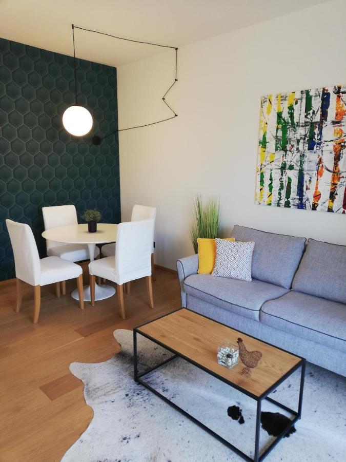 Suite 51 Appartamento Con Terrazzo A 50 Mt Dal Lago - Private Parking (Adults Only) Arona Εξωτερικό φωτογραφία
