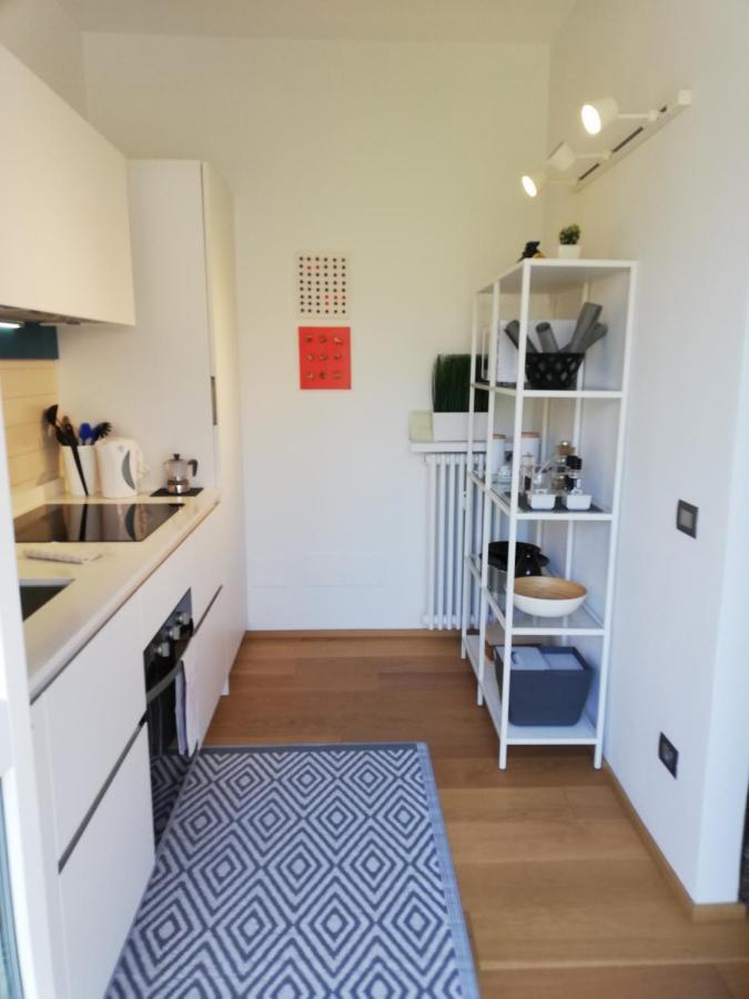 Suite 51 Appartamento Con Terrazzo A 50 Mt Dal Lago - Private Parking (Adults Only) Arona Εξωτερικό φωτογραφία