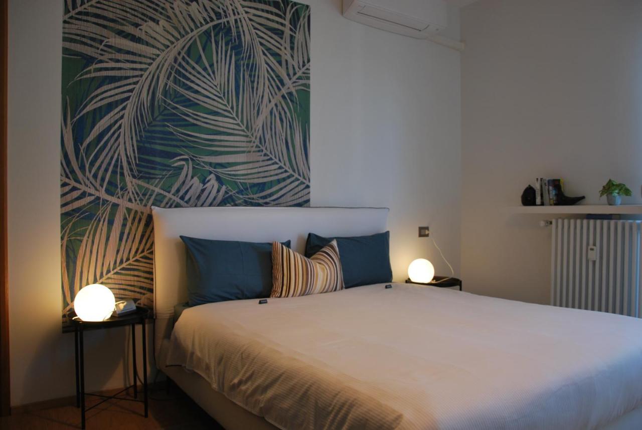 Suite 51 Appartamento Con Terrazzo A 50 Mt Dal Lago - Private Parking (Adults Only) Arona Εξωτερικό φωτογραφία
