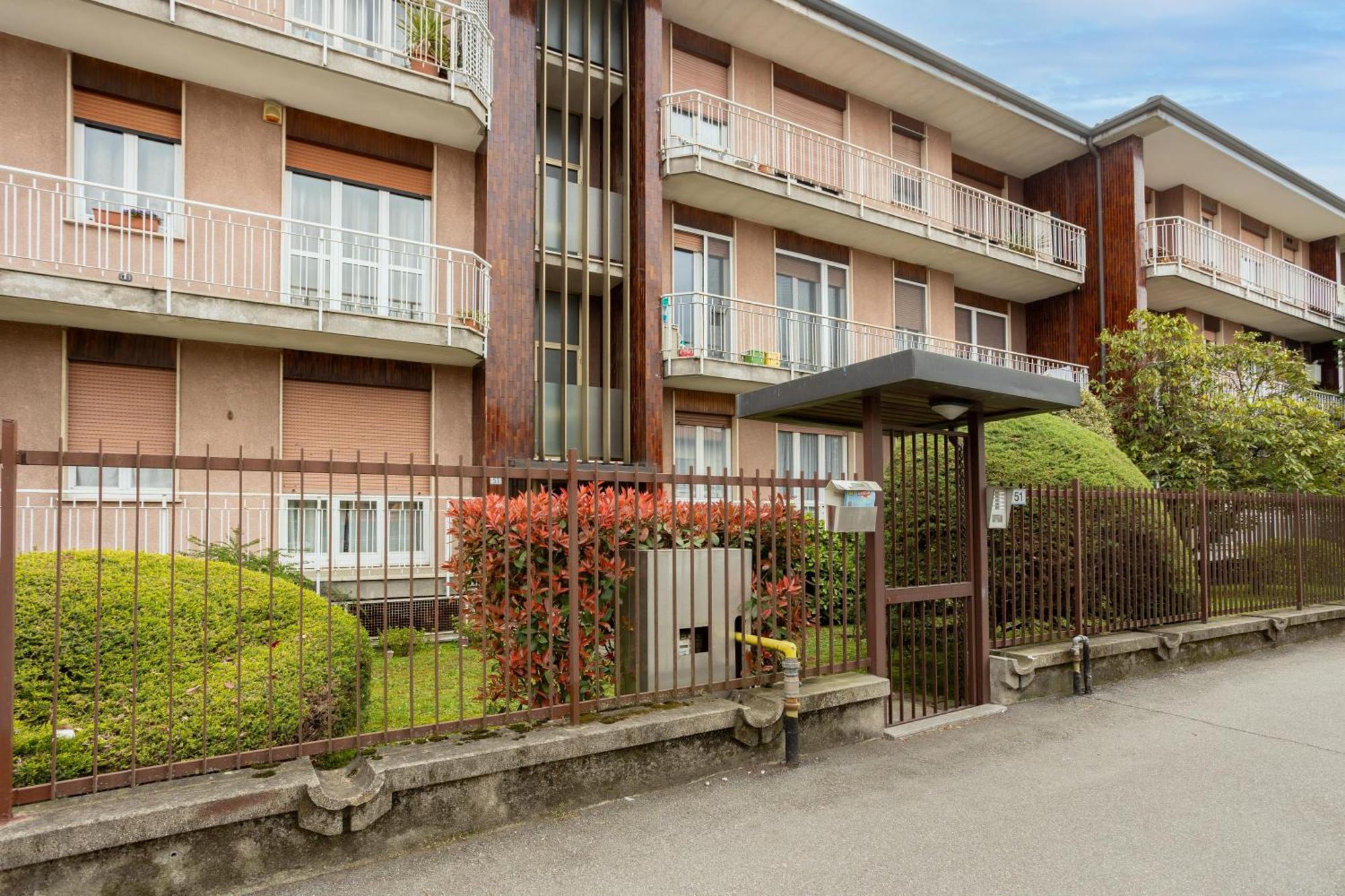 Suite 51 Appartamento Con Terrazzo A 50 Mt Dal Lago - Private Parking (Adults Only) Arona Εξωτερικό φωτογραφία