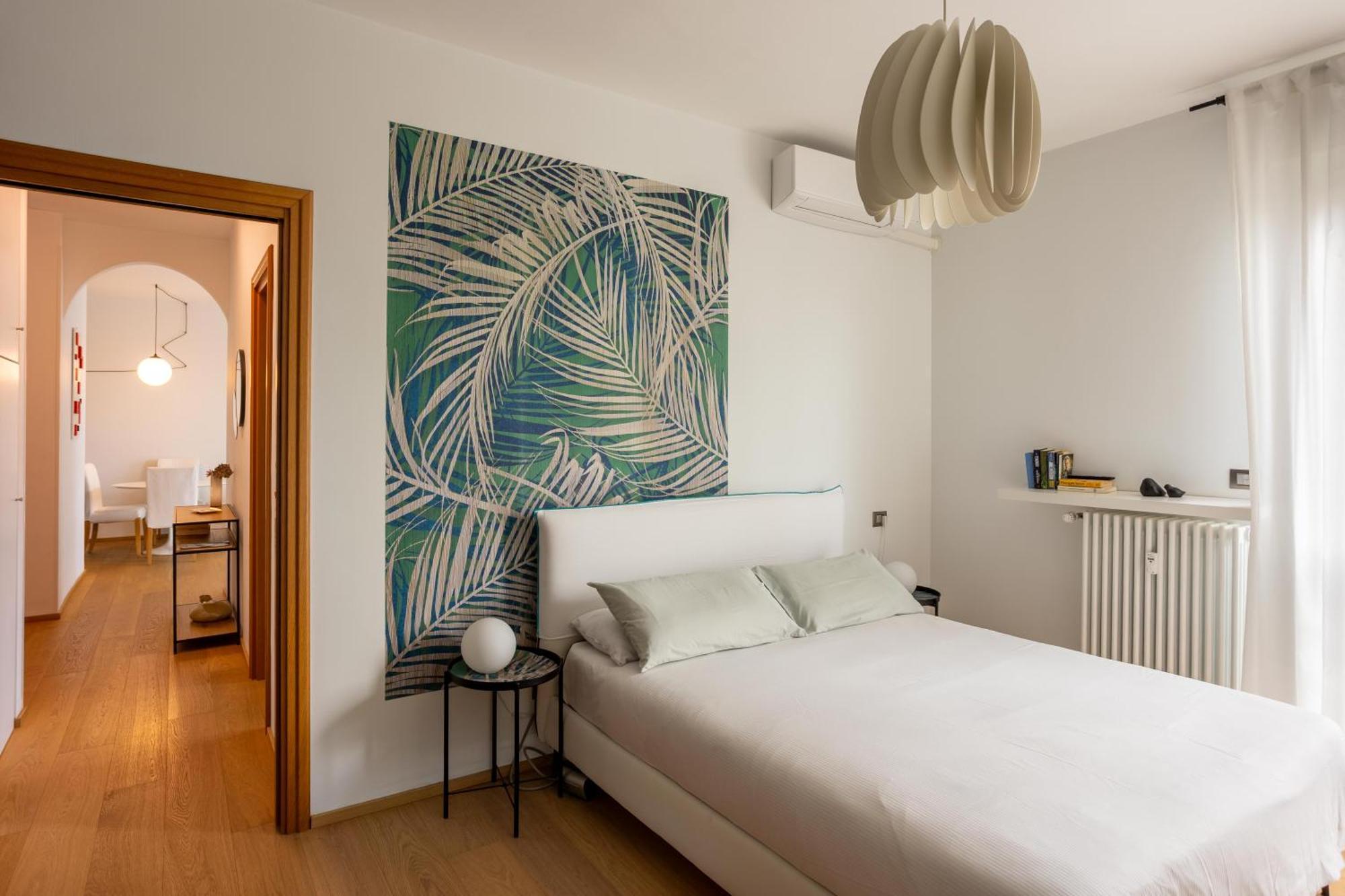 Suite 51 Appartamento Con Terrazzo A 50 Mt Dal Lago - Private Parking (Adults Only) Arona Εξωτερικό φωτογραφία