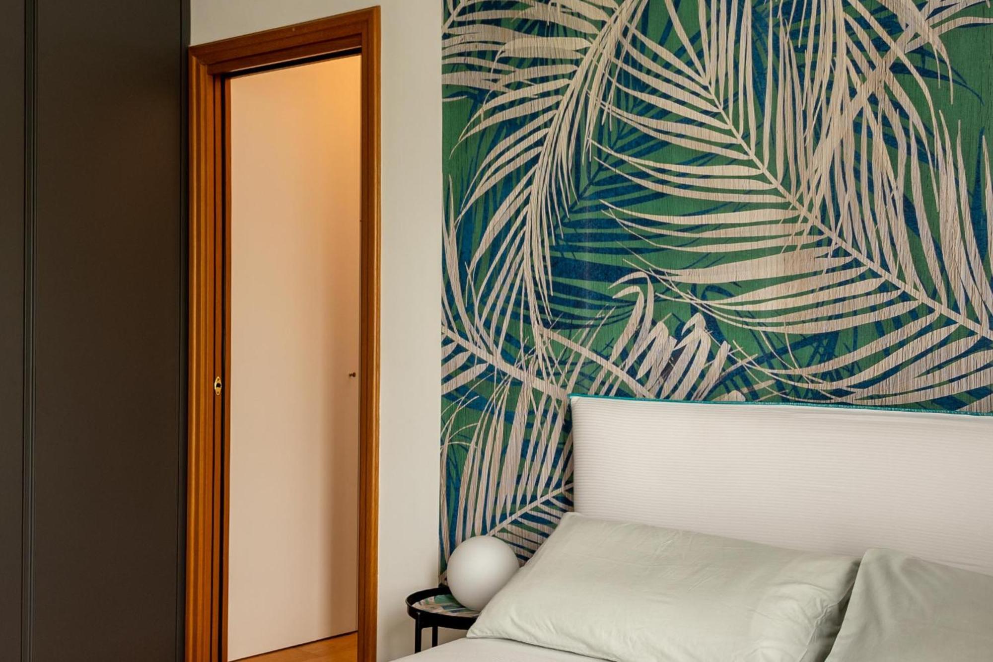 Suite 51 Appartamento Con Terrazzo A 50 Mt Dal Lago - Private Parking (Adults Only) Arona Εξωτερικό φωτογραφία