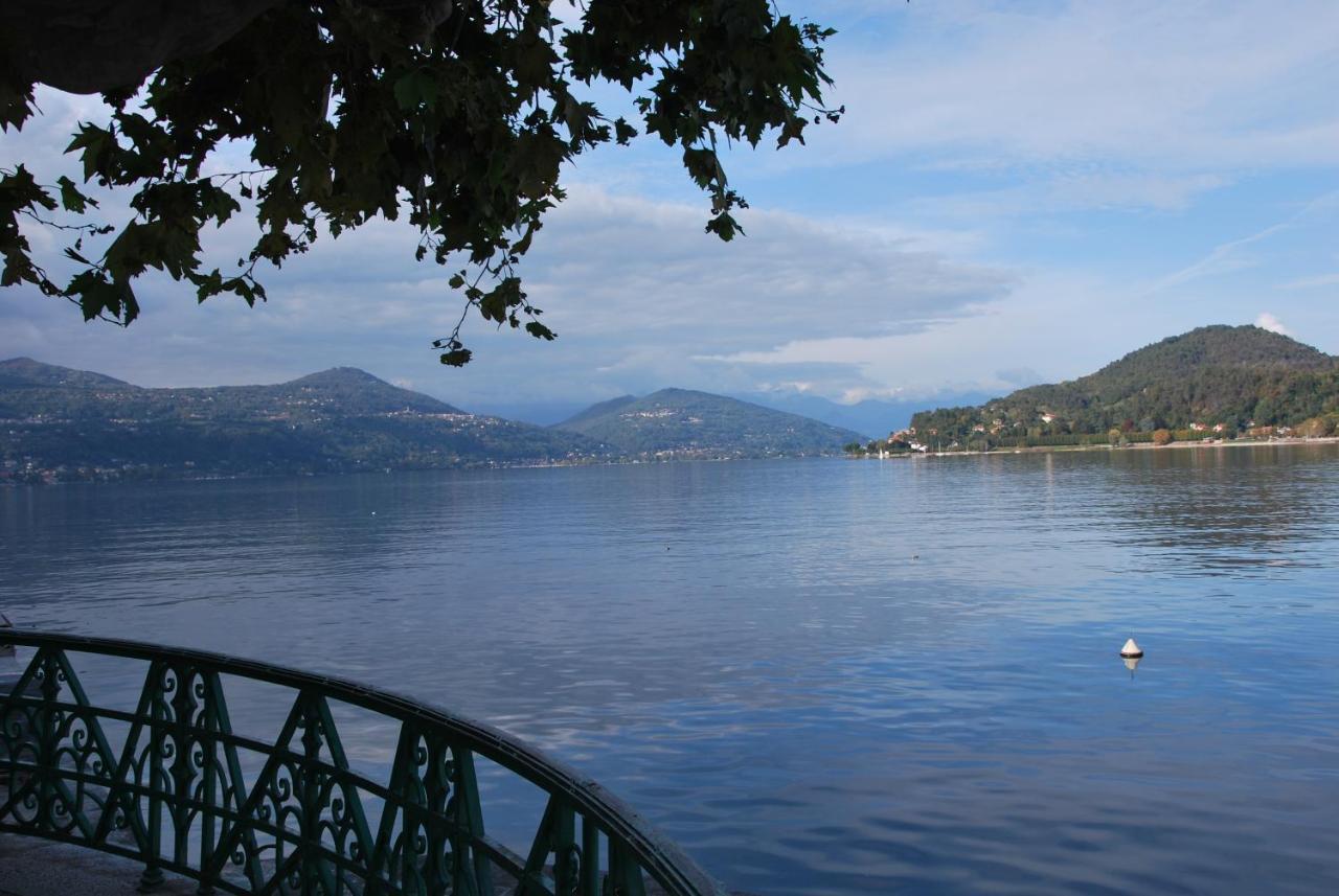Suite 51 Appartamento Con Terrazzo A 50 Mt Dal Lago - Private Parking (Adults Only) Arona Εξωτερικό φωτογραφία